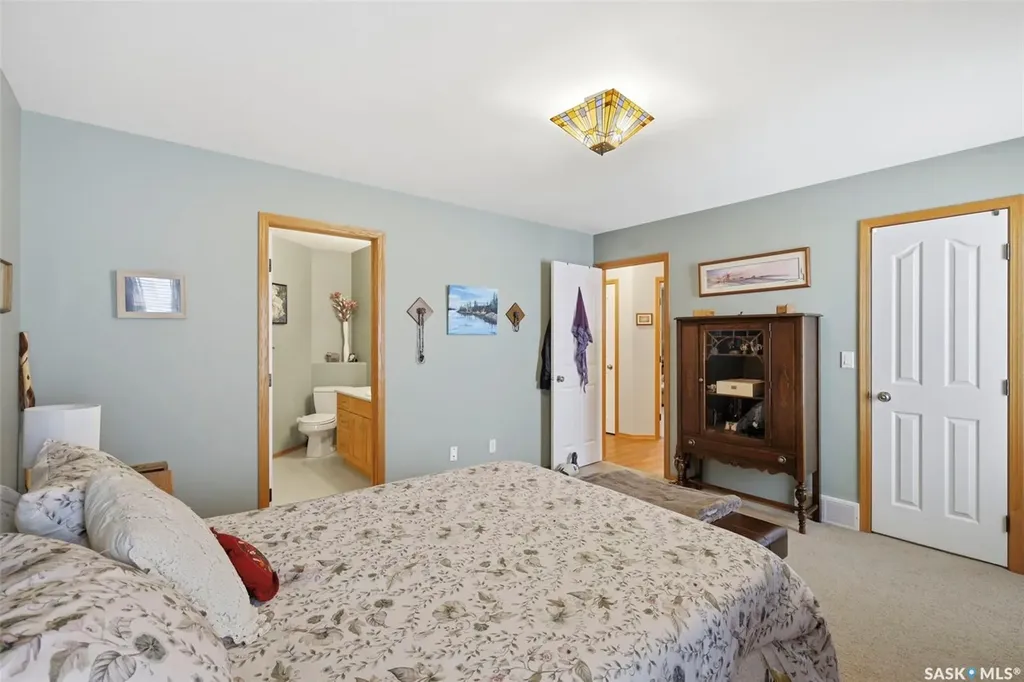 511 Peters Cove Saskatoon SK S7N 4T5