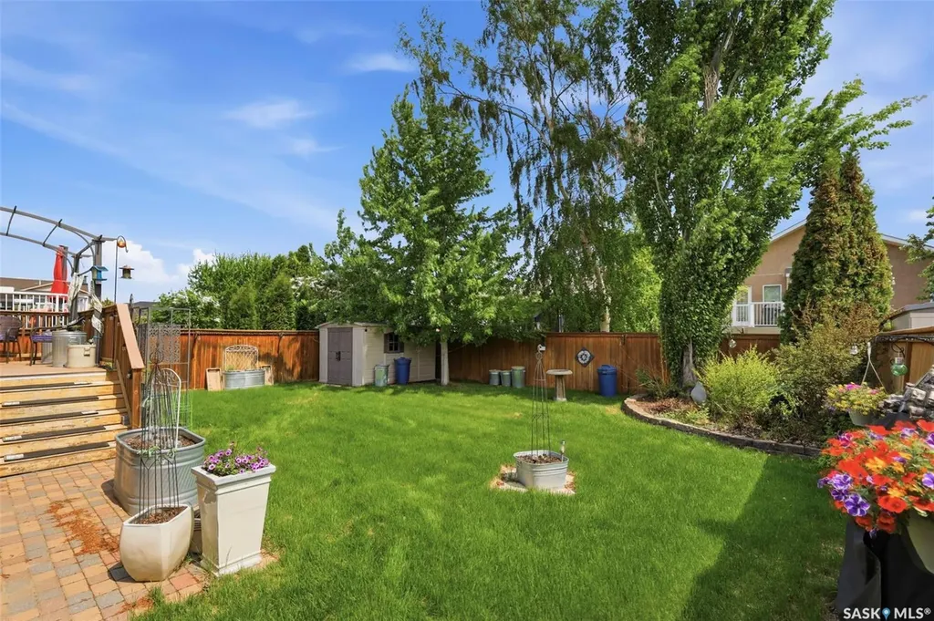 511 Peters Cove Saskatoon SK S7N 4T5