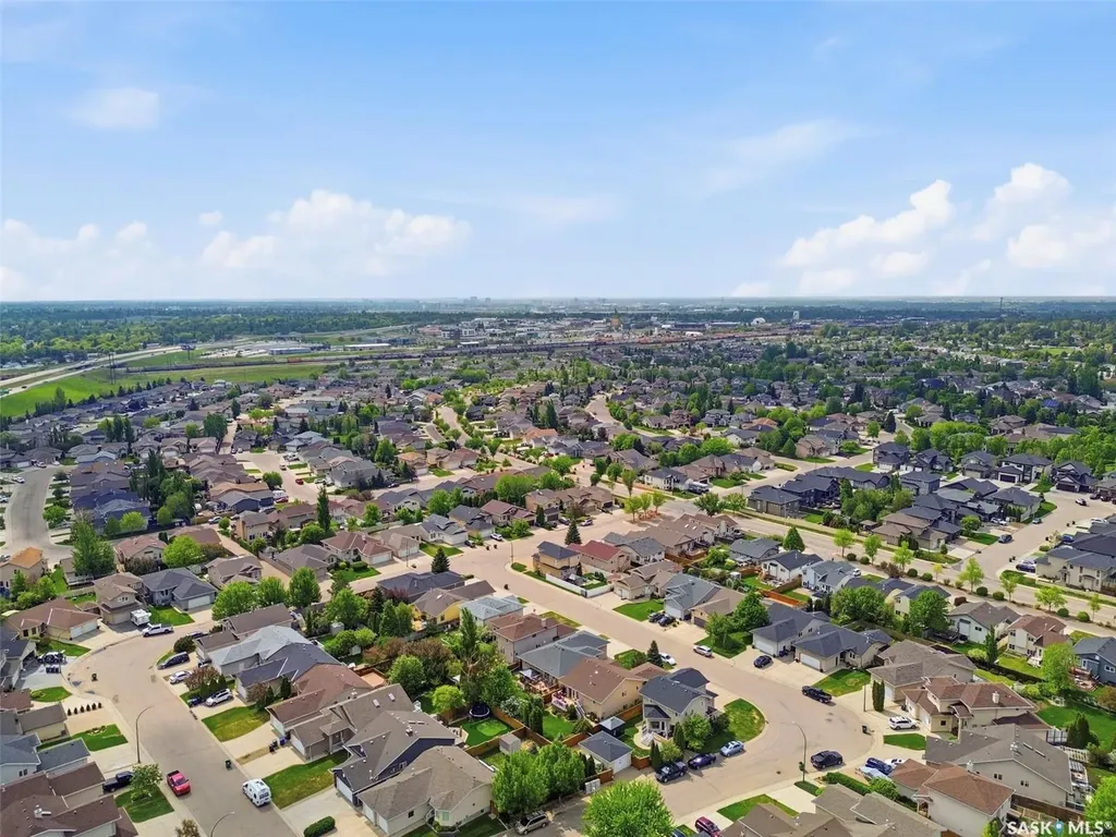 511 Peters Cove Saskatoon SK S7N 4T5