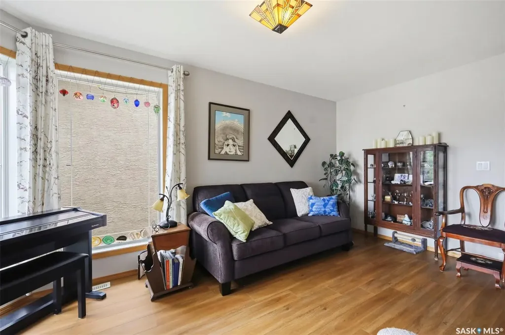 511 Peters Cove Saskatoon SK S7N 4T5