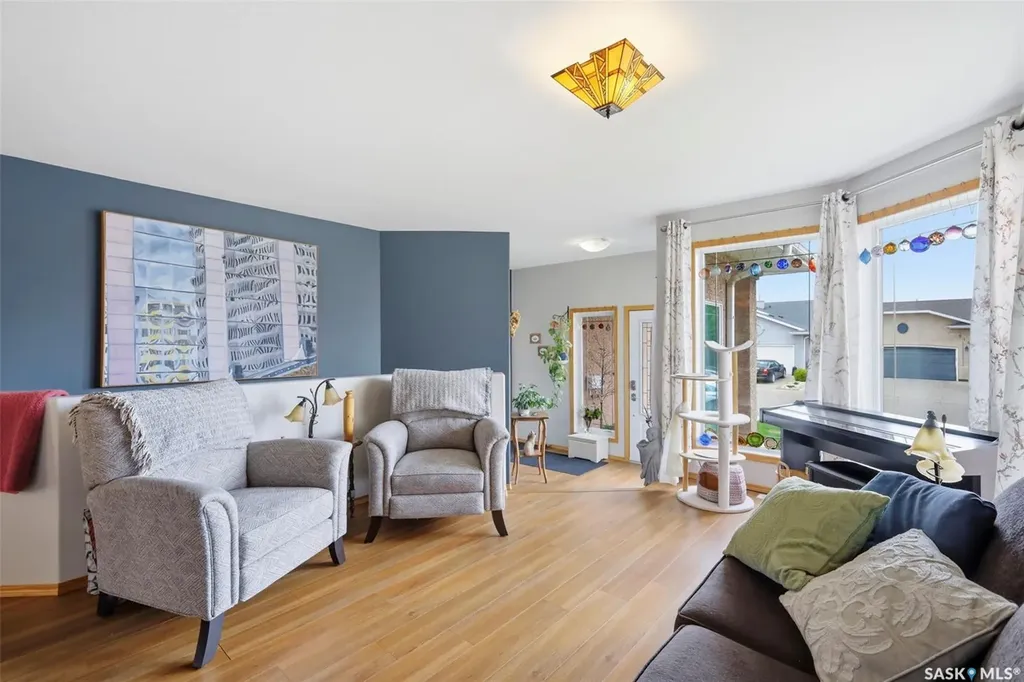 511 Peters Cove Saskatoon SK S7N 4T5