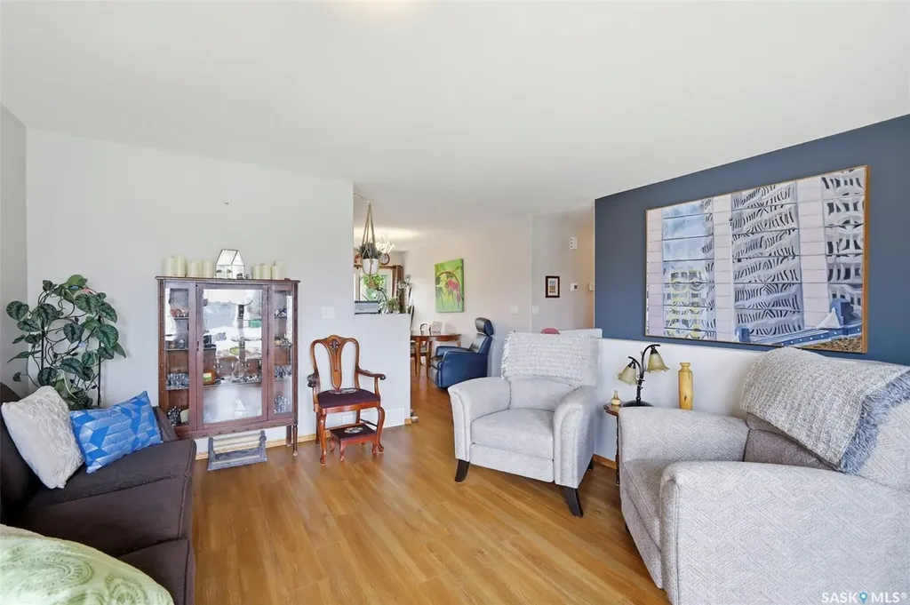 511 Peters Cove Saskatoon SK S7N 4T5