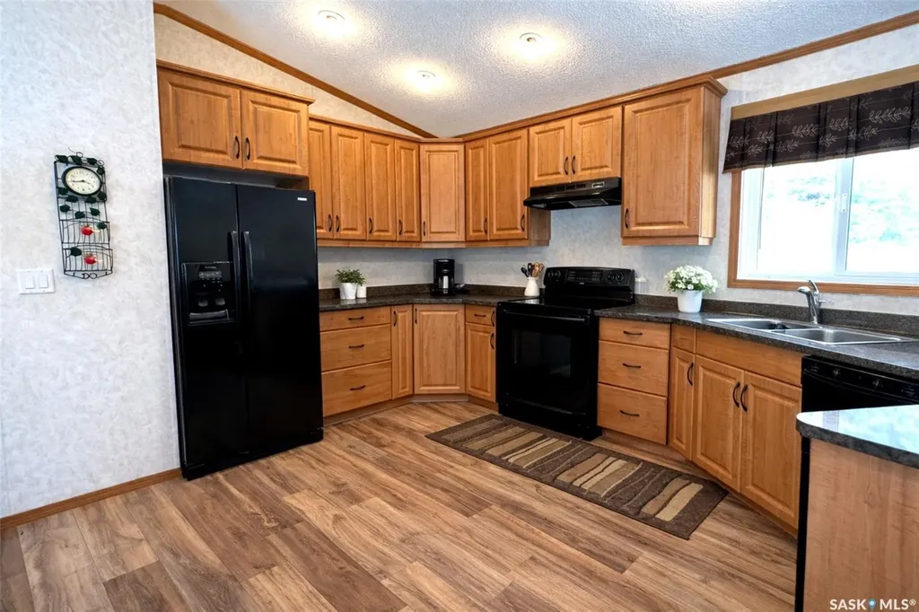 211 Lipton Street Balcarres SK S0G 0C0