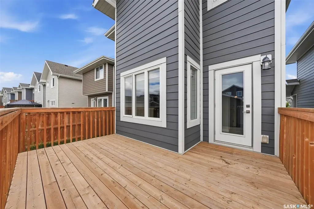 139 Stilling Mews Saskatoon SK S7V 0P4