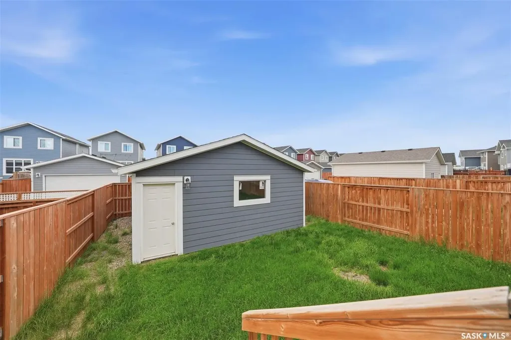 139 Stilling Mews Saskatoon SK S7V 0P4