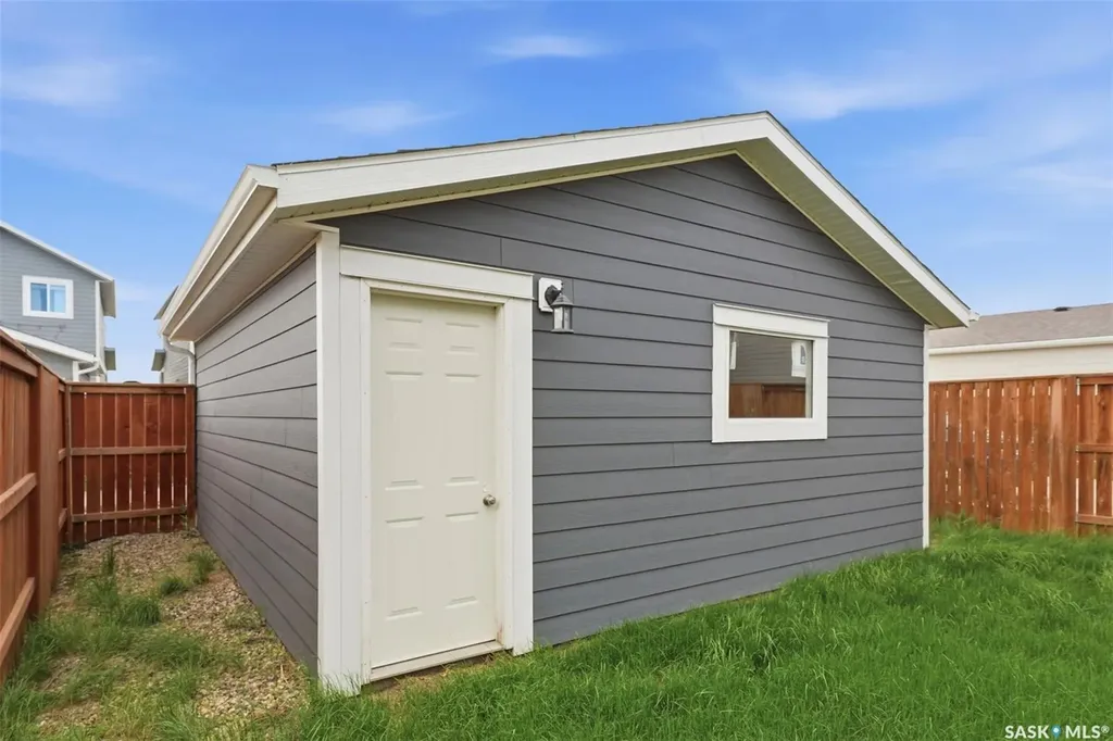 139 Stilling Mews Saskatoon SK S7V 0P4