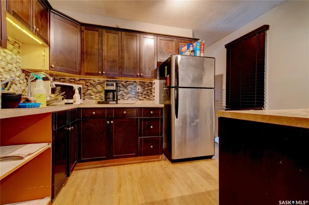 1035 Wallace Street Regina SK S4N 3Y7