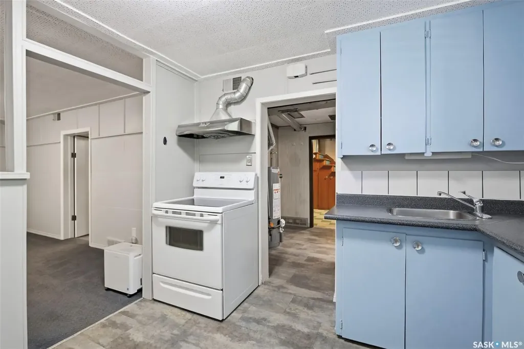 306 108th Street W Saskatoon SK S7N 1P8