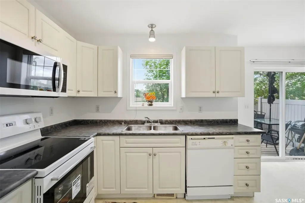 203 Herold Terrace Saskatoon SK S7V 1H7