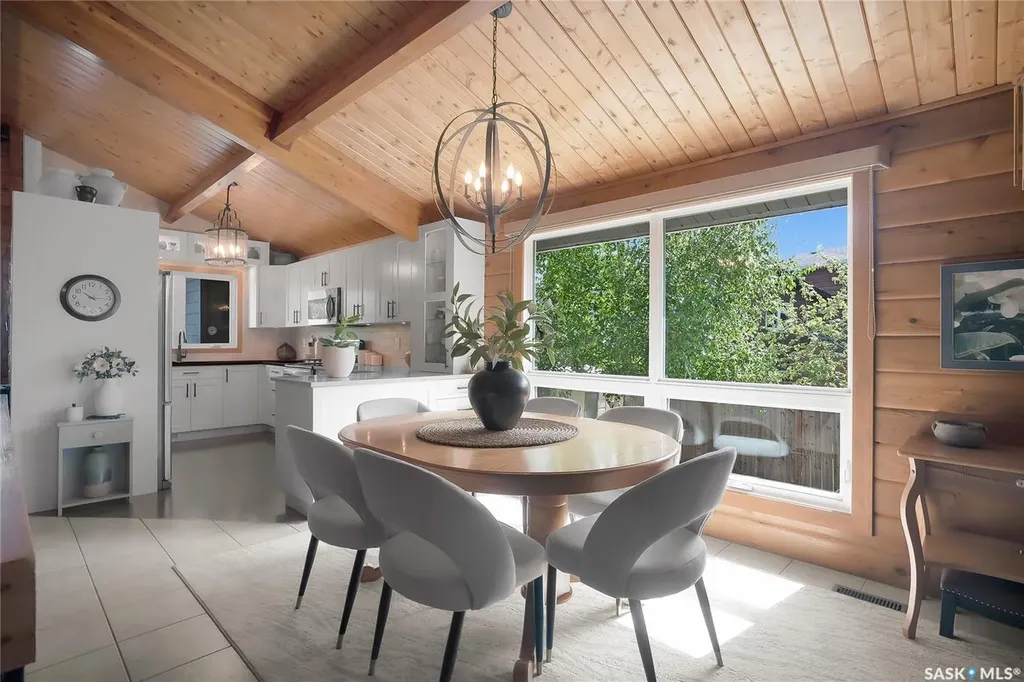 415 Chitek Crescent Saskatoon SK S7K 5C1