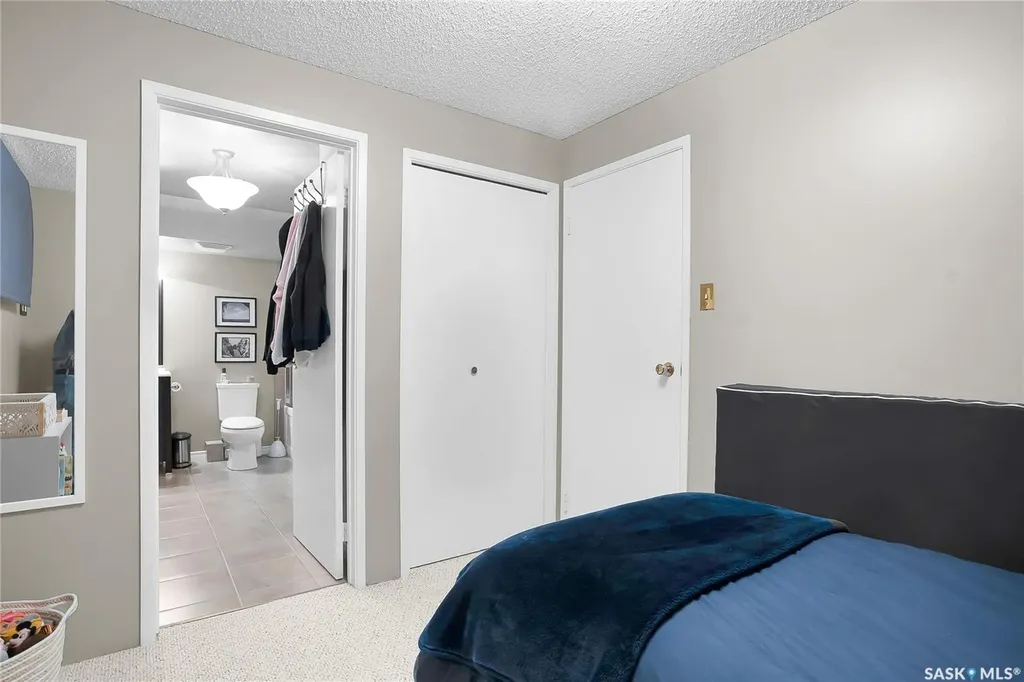 415 Chitek Crescent Saskatoon SK S7K 5C1