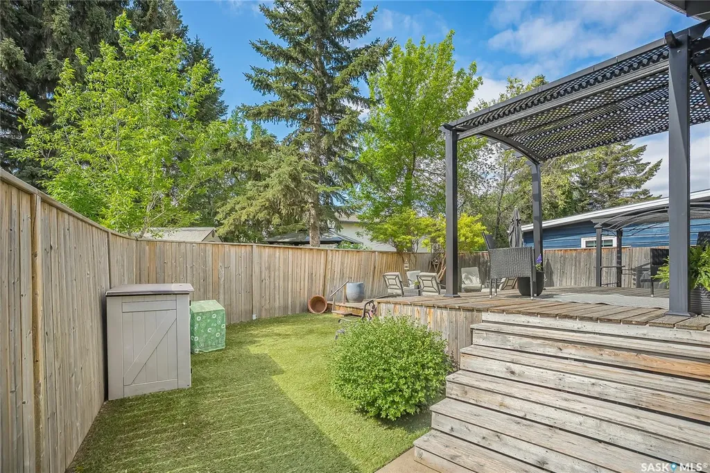 415 Chitek Crescent Saskatoon SK S7K 5C1