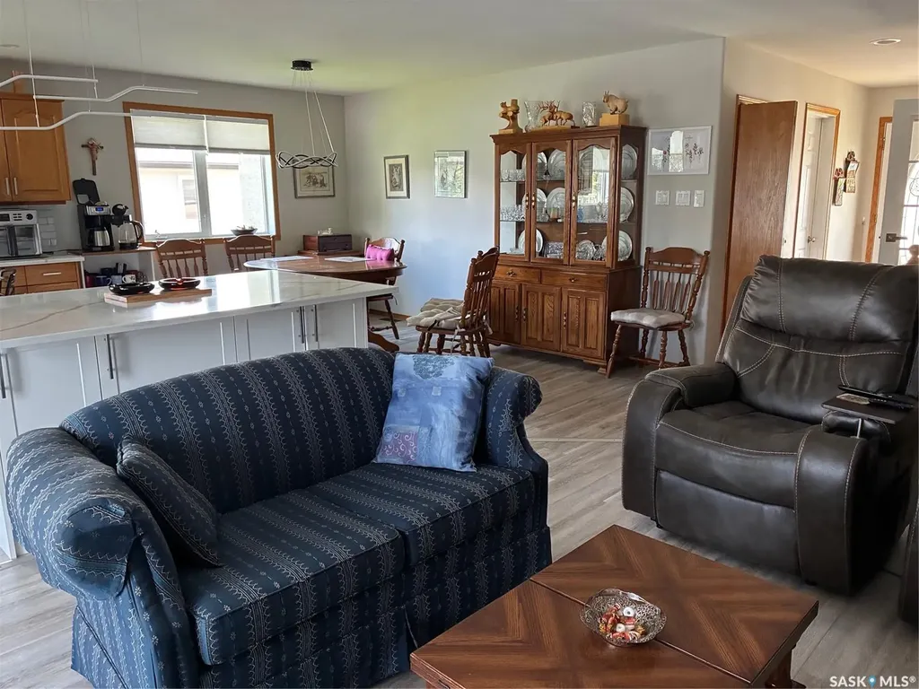 78 Russell Drive Yorkton SK S3N 3W2