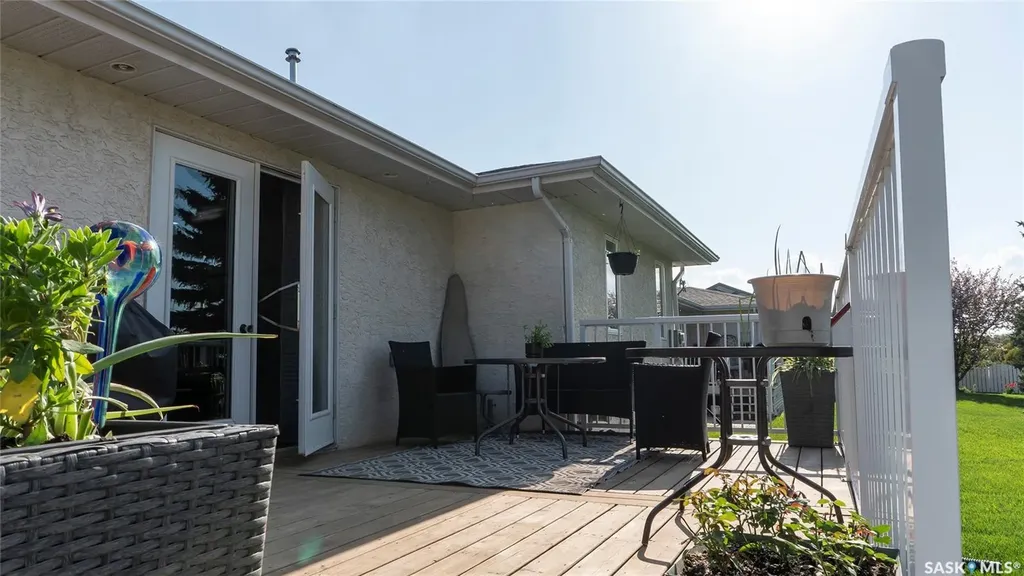 78 Russell Drive Yorkton SK S3N 3W2