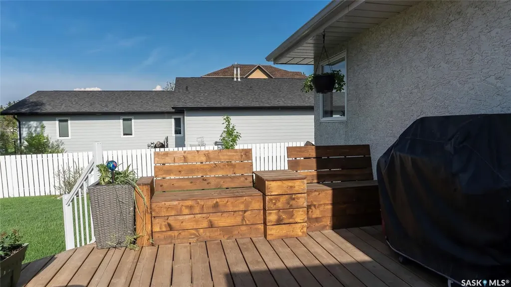 78 Russell Drive Yorkton SK S3N 3W2