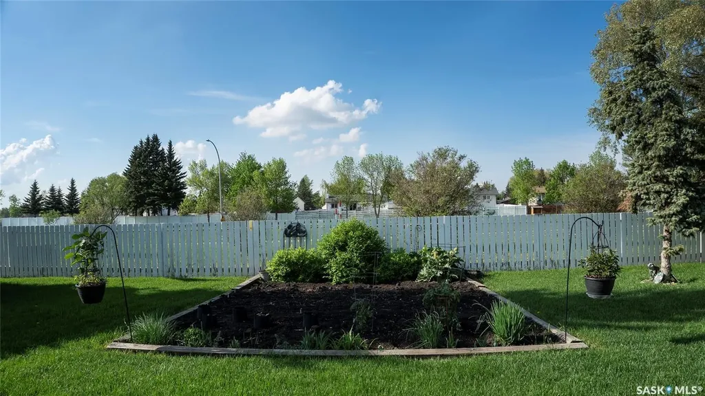 78 Russell Drive Yorkton SK S3N 3W2