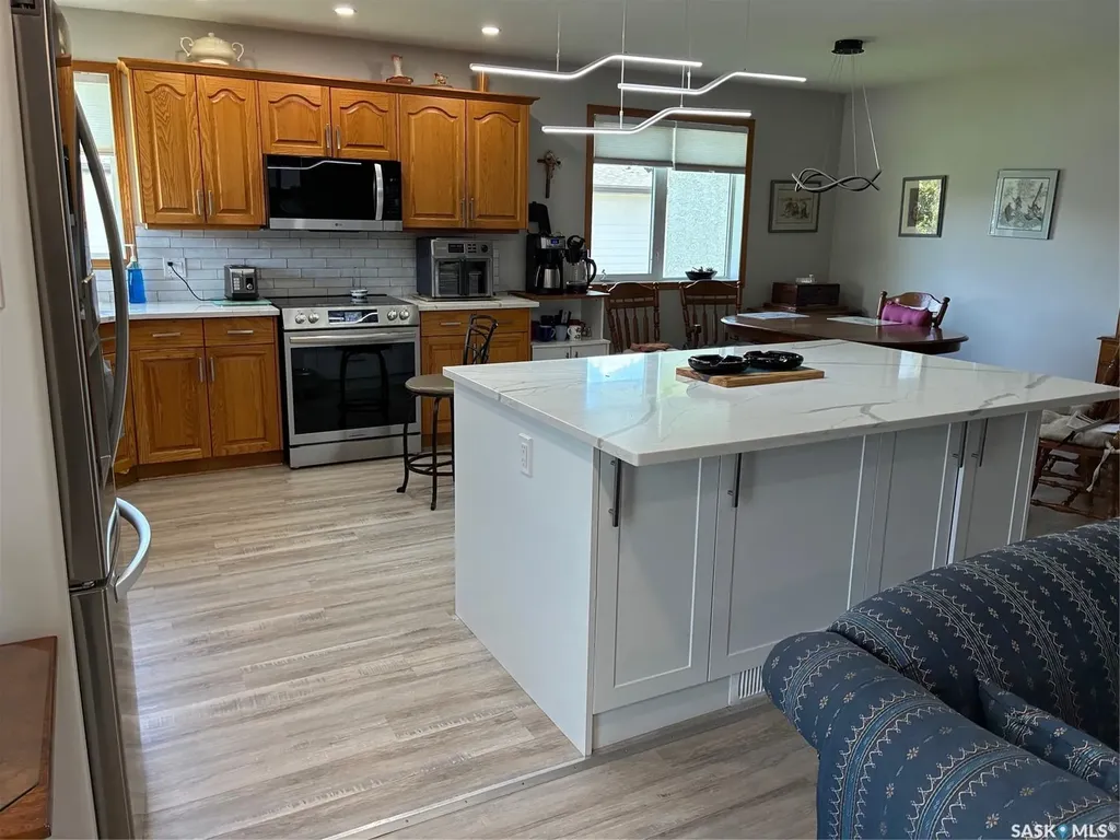 78 Russell Drive Yorkton SK S3N 3W2