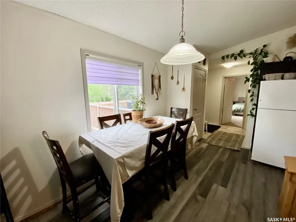114 3 Street E Carnduff SK S0C 0S0