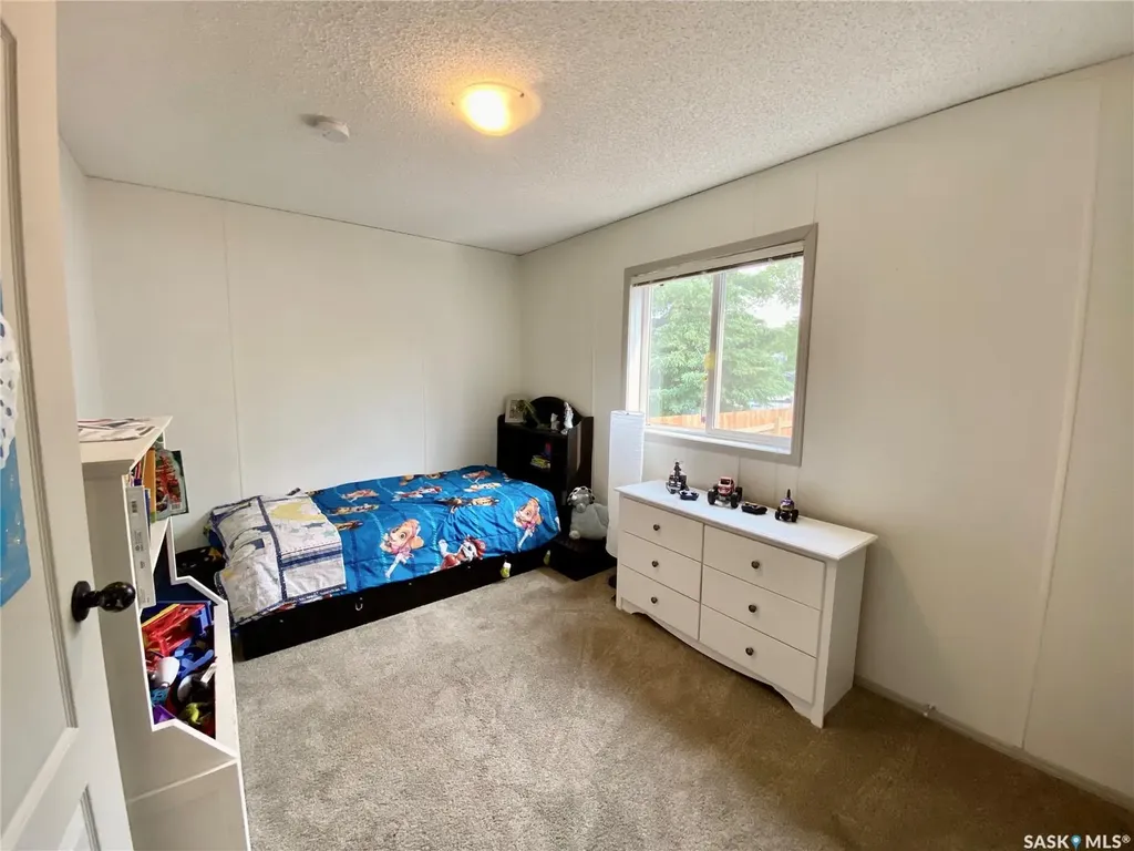 114 3 Street E Carnduff SK S0C 0S0