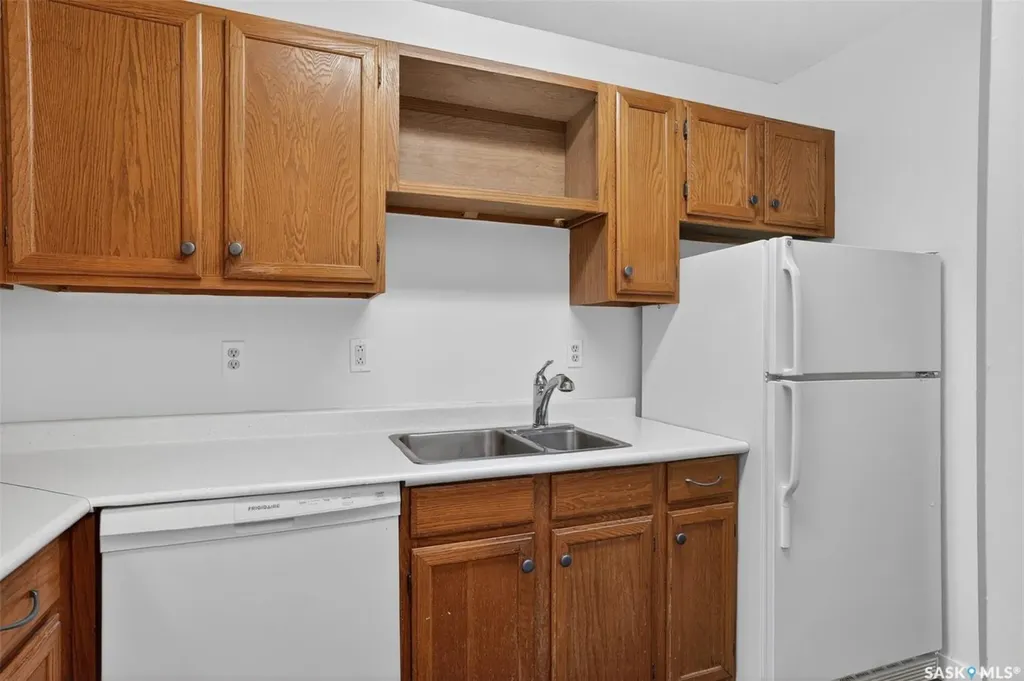 431 4th Avenue N Saskatoon SK S7K 2M4