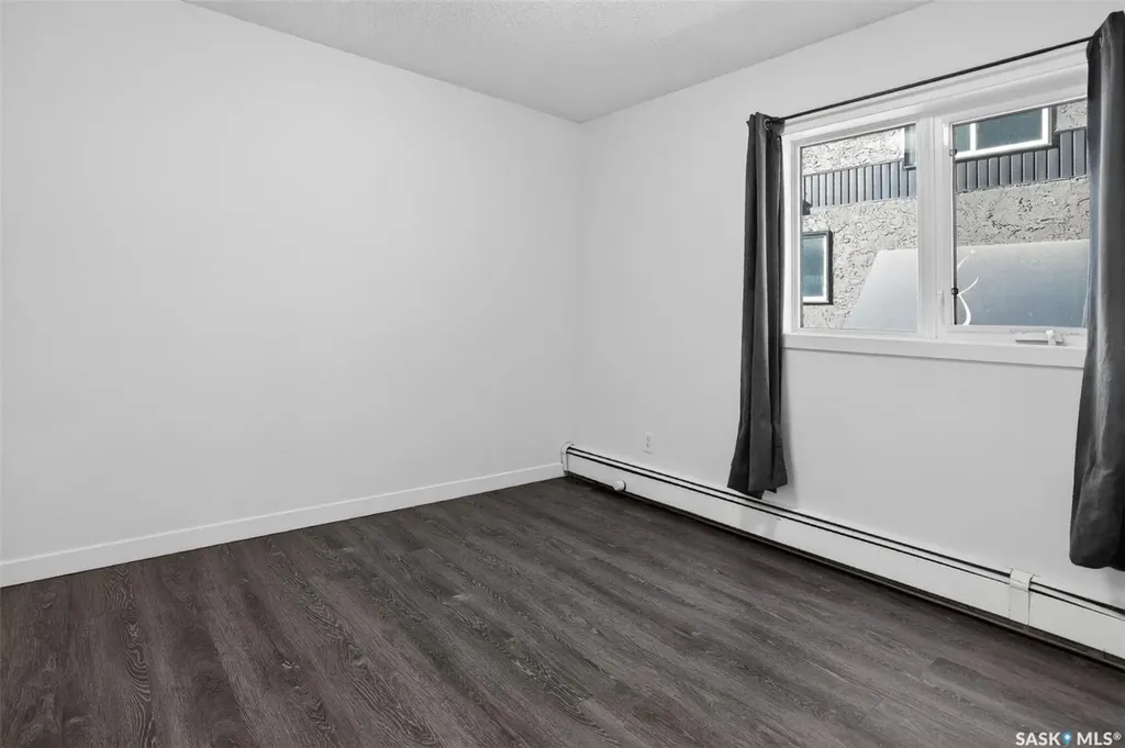 431 4th Avenue N Saskatoon SK S7K 2M4