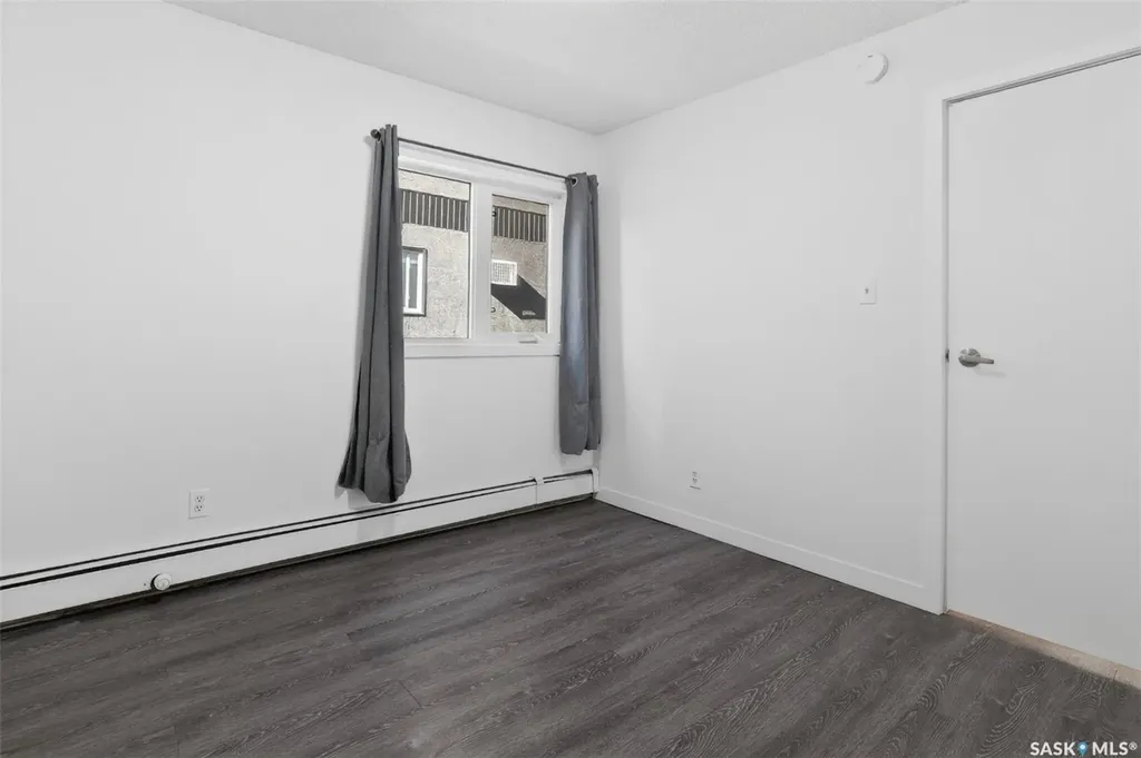 431 4th Avenue N Saskatoon SK S7K 2M4