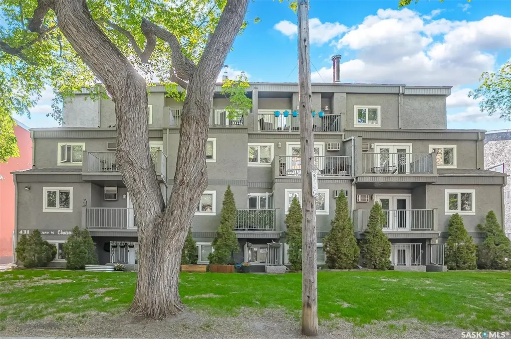 431 4th Avenue N Saskatoon SK S7K 2M4