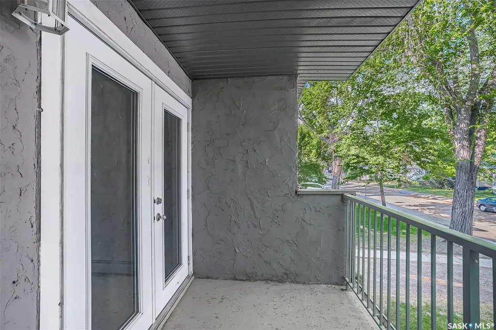 431 4th Avenue N Saskatoon SK S7K 2M4