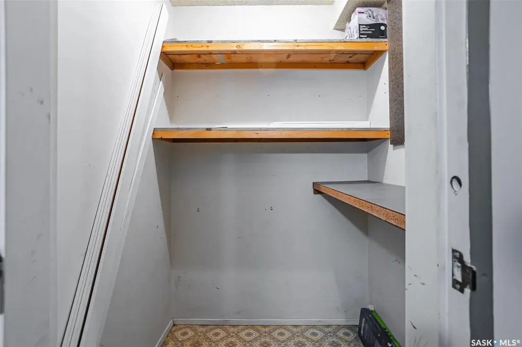431 4th Avenue N Saskatoon SK S7K 2M4