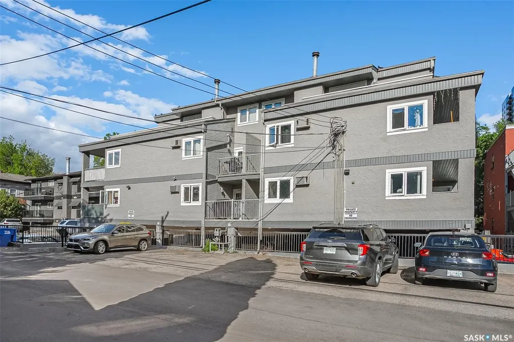 431 4th Avenue N Saskatoon SK S7K 2M4