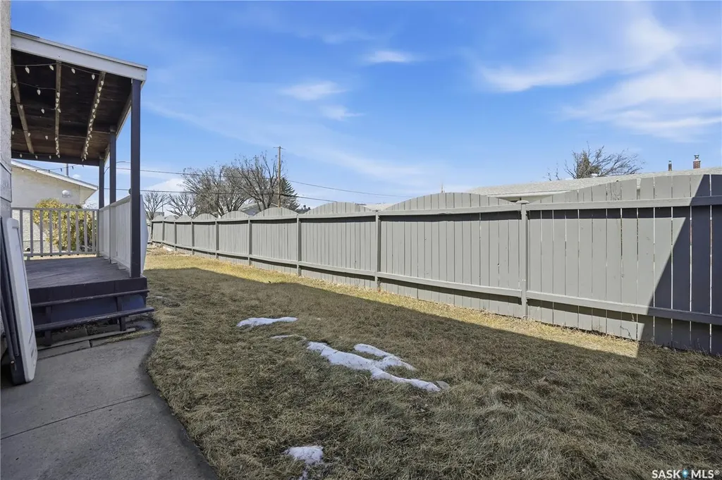200 Halifax Street Regina SK S4R 1S4