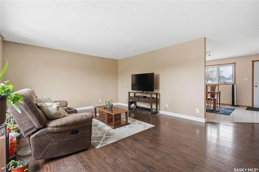 200 Halifax Street Regina SK S4R 1S4