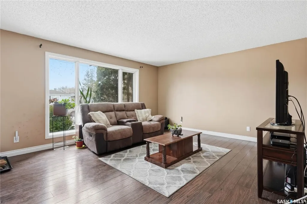 200 Halifax Street Regina SK S4R 1S4