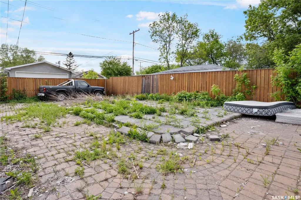 428 Scarth Street Regina SK S4R 2C5