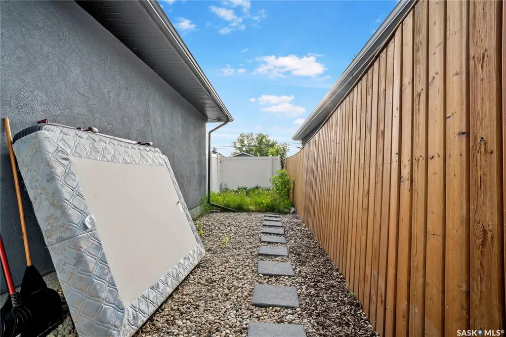428 Scarth Street Regina SK S4R 2C5