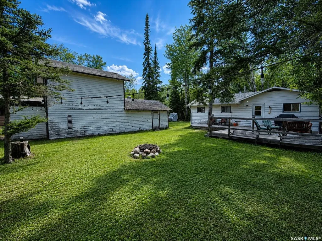 14 Chamberlain Crescent Candle Lake SK S0J 3E0