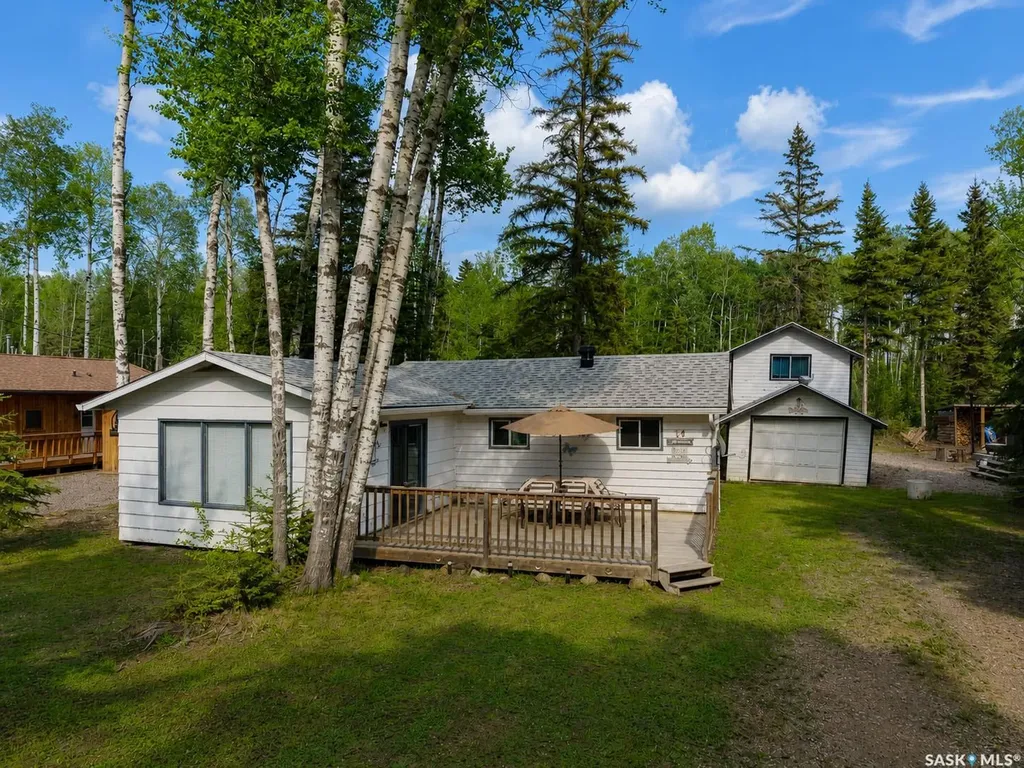14 Chamberlain Crescent Candle Lake SK S0J 3E0