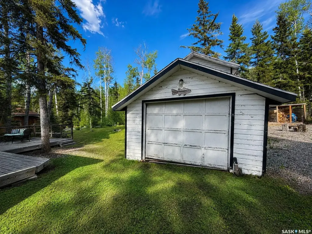 14 Chamberlain Crescent Candle Lake SK S0J 3E0