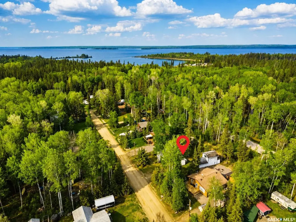 14 Chamberlain Crescent Candle Lake SK S0J 3E0