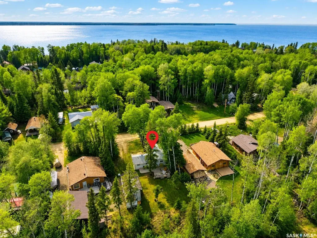 14 Chamberlain Crescent Candle Lake SK S0J 3E0