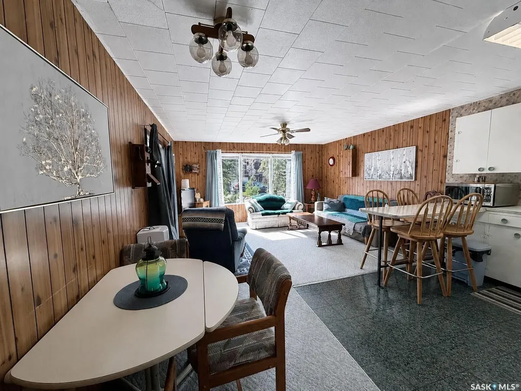 14 Chamberlain Crescent Candle Lake SK S0J 3E0