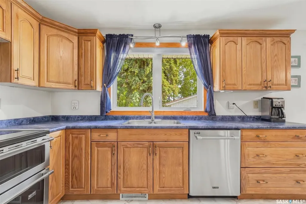 26 Harrington Place Saskatoon SK S7H 3Y5
