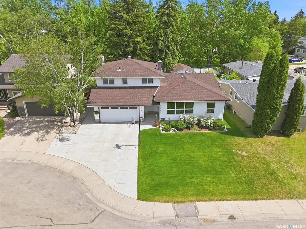 26 Harrington Place Saskatoon SK S7H 3Y5