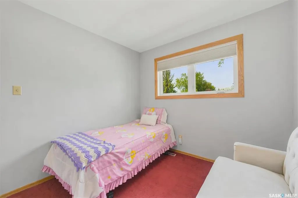 26 Harrington Place Saskatoon SK S7H 3Y5