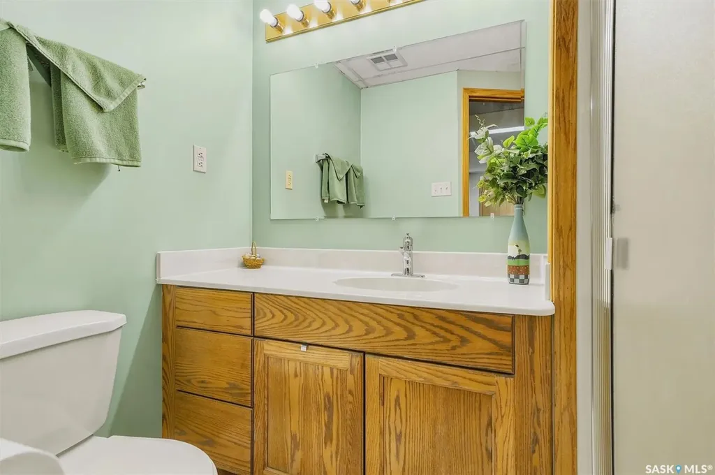 26 Harrington Place Saskatoon SK S7H 3Y5