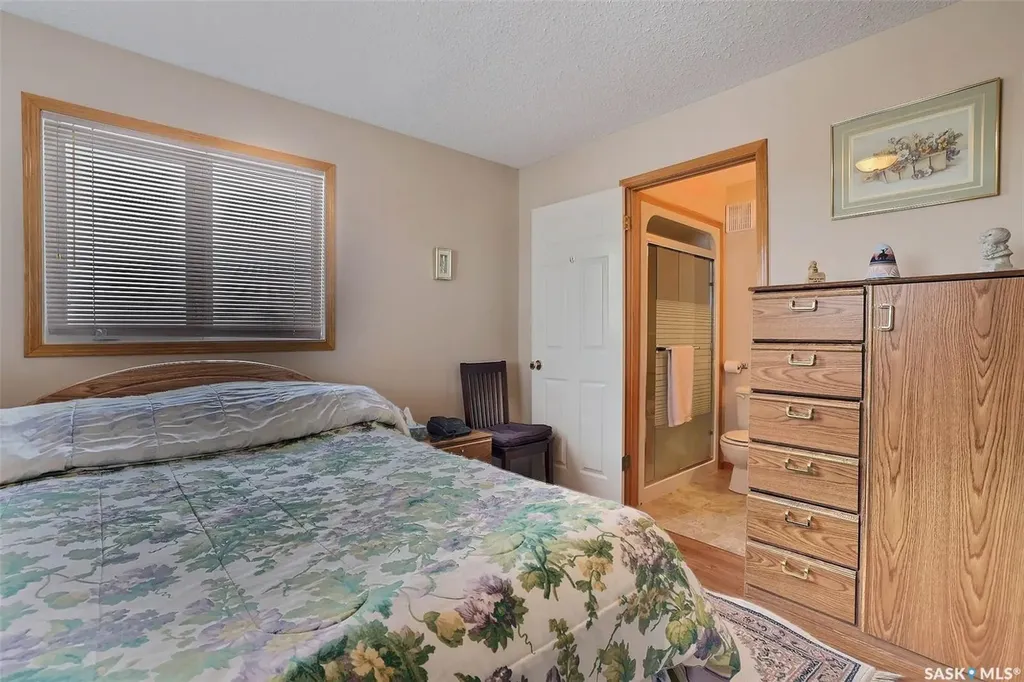 2930 Arens Road E Regina SK S4V 1N8