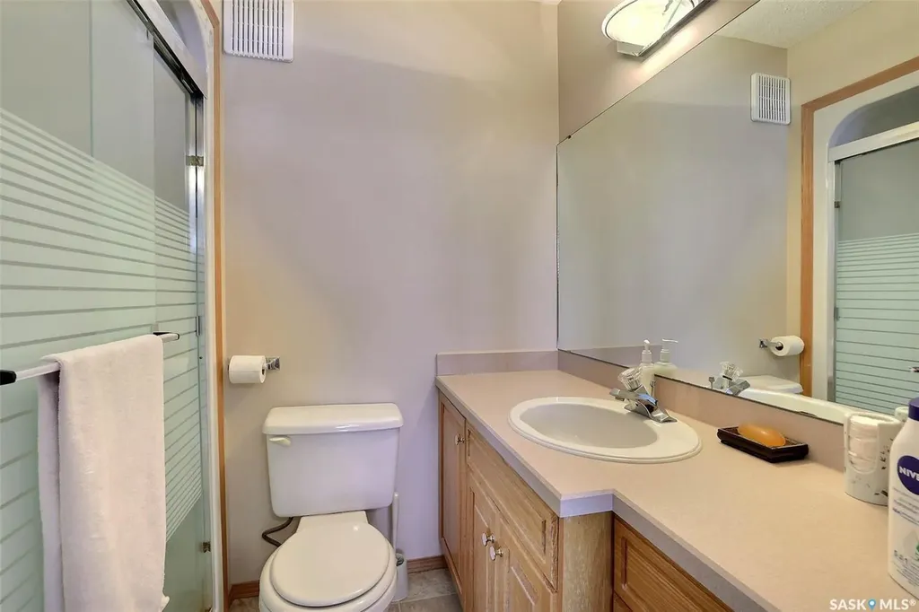 2930 Arens Road E Regina SK S4V 1N8