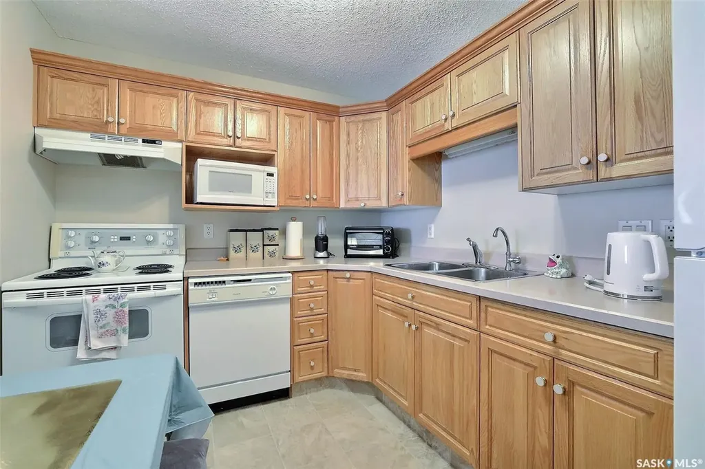 2930 Arens Road E Regina SK S4V 1N8