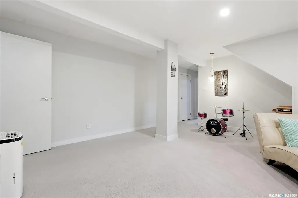 120 Rupert Place Saskatoon SK S7K 1B3