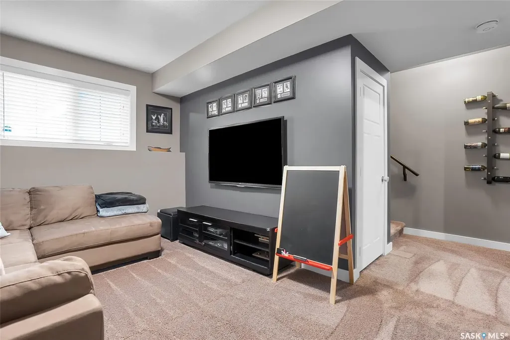 434 Langlois Way Saskatoon SK S7T 0S8